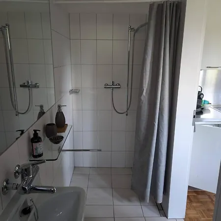 2.5 Zimmerwohnung, Pinut Апартаменты Trin